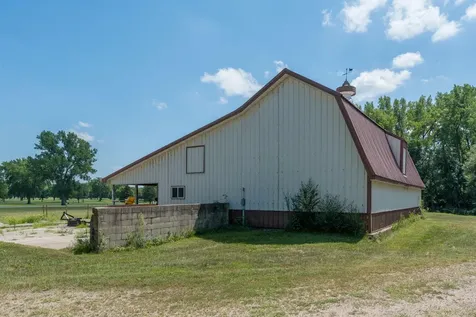 223 Joy Avenue SW Madelia MN 56062