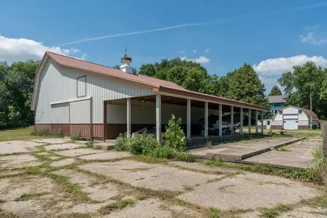 223 Joy Avenue SW Madelia MN 56062