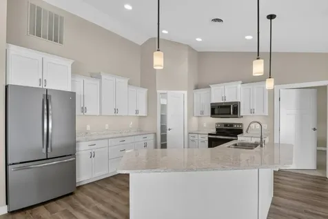 523 Legacy Lane Valley City ND 58072