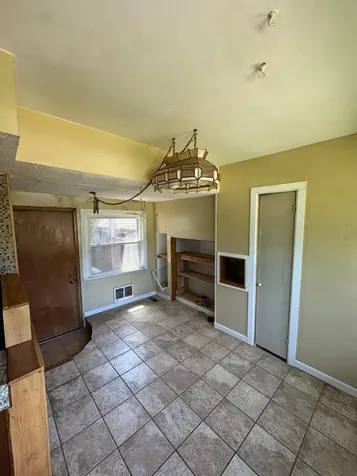 2338 15th Avenue E North Saint Paul MN 55109