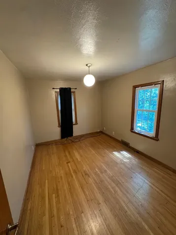 2338 15th Avenue E North Saint Paul MN 55109