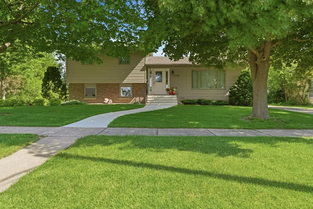 220 North Street E Amboy MN 56010