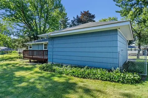 7818 53rd Avenue N New Hope MN 55428