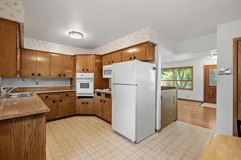 7818 53rd Avenue N New Hope MN 55428