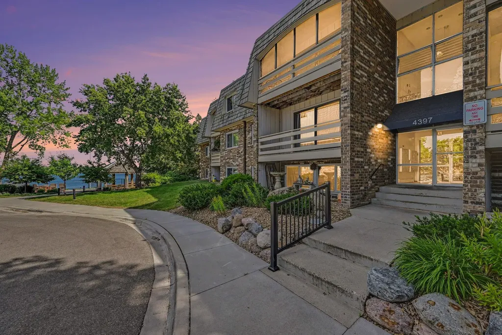 4397 Wilshire Boulevard Mound MN 55364