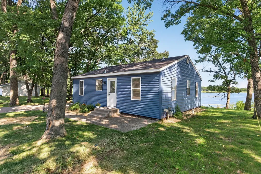 13356 279th Avenue NW Zimmerman MN 55398