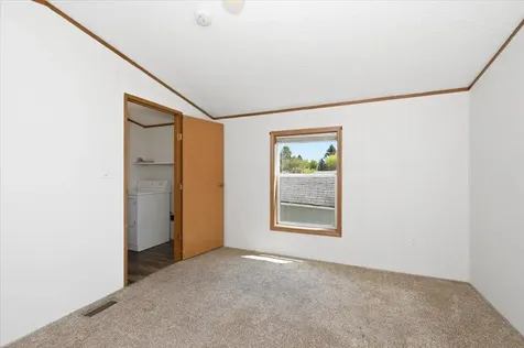 35 Korda Drive Duluth MN 55808