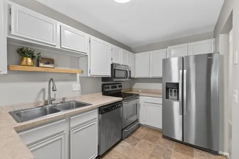 10724 Cavell Road Bloomington MN 55438