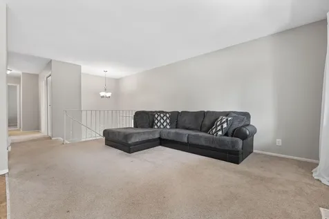 10724 Cavell Road Bloomington MN 55438