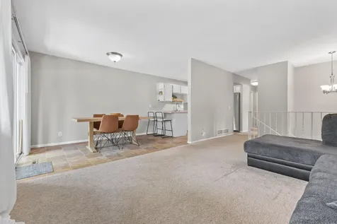 10724 Cavell Road Bloomington MN 55438