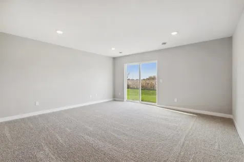 1656 Shasta Drive Shakopee MN 55379