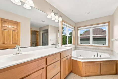 655 Lexie Court Eagan MN 55123