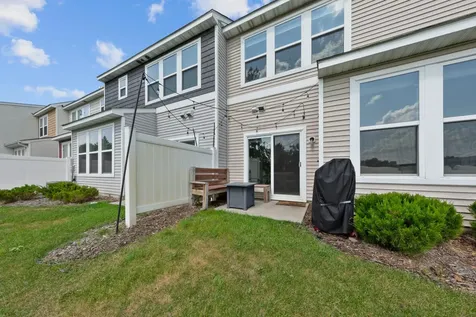 762 Stonegate Road Chanhassen MN 55317