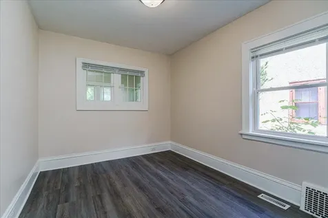1710 N Newton Avenue N Minneapolis MN 55411