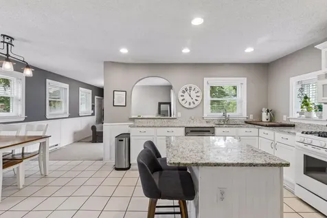 657 Delaware Avenue Saint Paul MN 55107