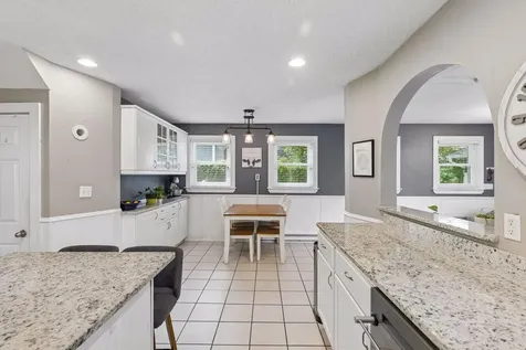 657 Delaware Avenue Saint Paul MN 55107