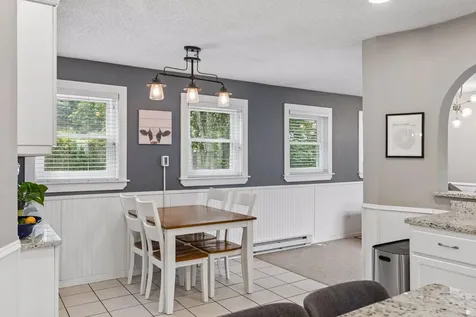 657 Delaware Avenue Saint Paul MN 55107