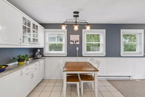 657 Delaware Avenue Saint Paul MN 55107