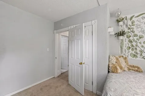 657 Delaware Avenue Saint Paul MN 55107