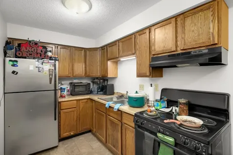 588 Selby Avenue Saint Paul MN 55102