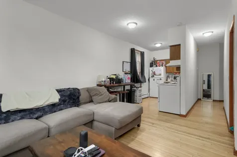588 Selby Avenue Saint Paul MN 55102