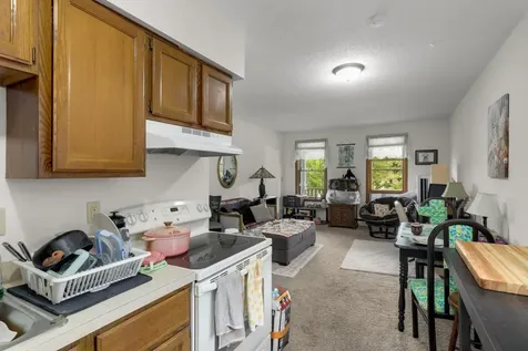 588 Selby Avenue Saint Paul MN 55102