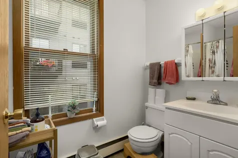 588 Selby Avenue Saint Paul MN 55102