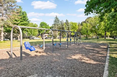 588 Selby Avenue Saint Paul MN 55102