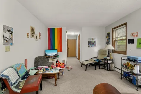 588 Selby Avenue Saint Paul MN 55102