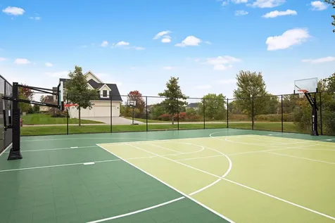 34 Rapp Farm Boulevard North Oaks MN 55127