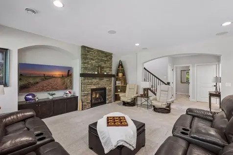 34 Rapp Farm Boulevard North Oaks MN 55127