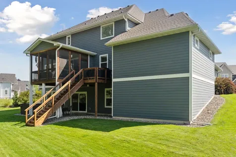 34 Rapp Farm Boulevard North Oaks MN 55127