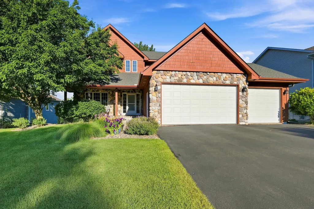 627 3rd Street SW Delano MN 55328