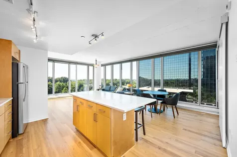 8161 33rd Avenue S Bloomington MN 55425