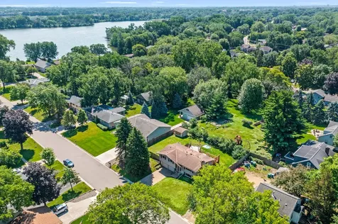 1561 15th Terrace NW New Brighton MN 55112