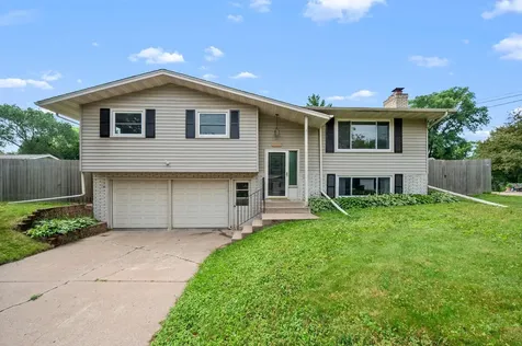 1561 15th Terrace NW New Brighton MN 55112
