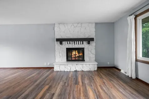1561 15th Terrace NW New Brighton MN 55112