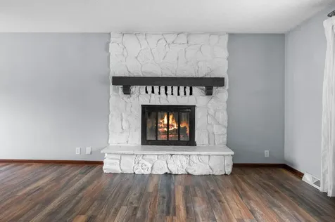 1561 15th Terrace NW New Brighton MN 55112