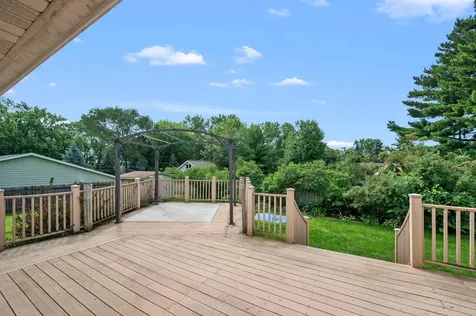 1561 15th Terrace NW New Brighton MN 55112