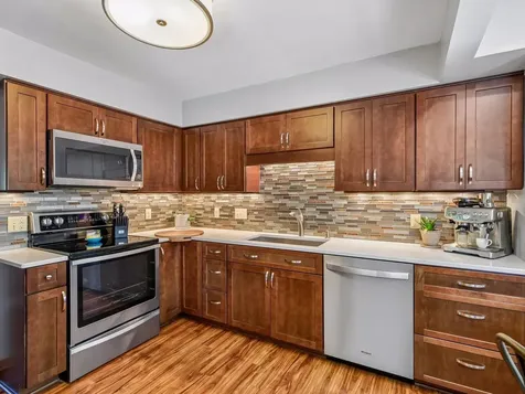 4881 Independence Street Maple Plain MN 55359