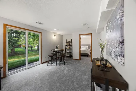 5700 Deer Trail E Shoreview MN 55126