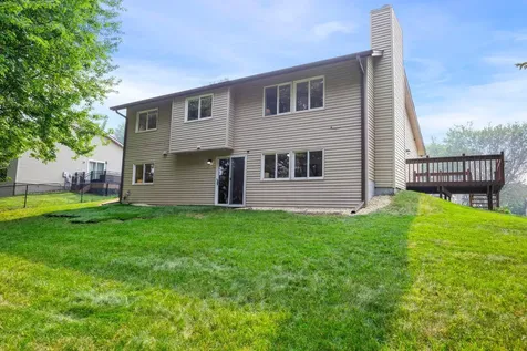 5700 Deer Trail E Shoreview MN 55126