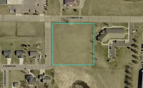 Xxx Commerce Drive Le Center MN 56057