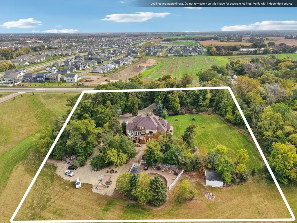 18685 Highview Avenue Lakeville MN 55044