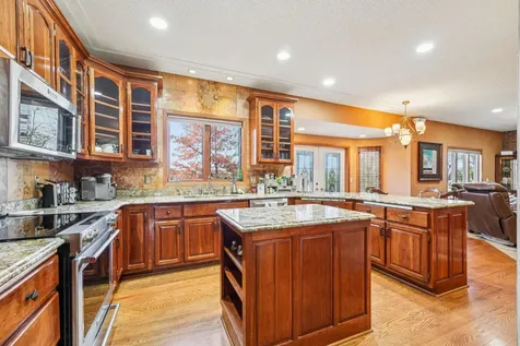18685 Highview Avenue Lakeville MN 55044