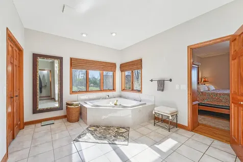 18685 Highview Avenue Lakeville MN 55044