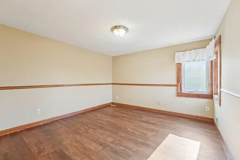 18685 Highview Avenue Lakeville MN 55044