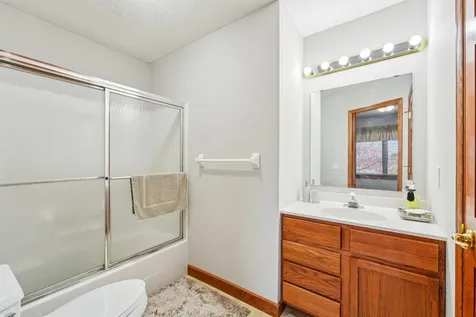 18685 Highview Avenue Lakeville MN 55044