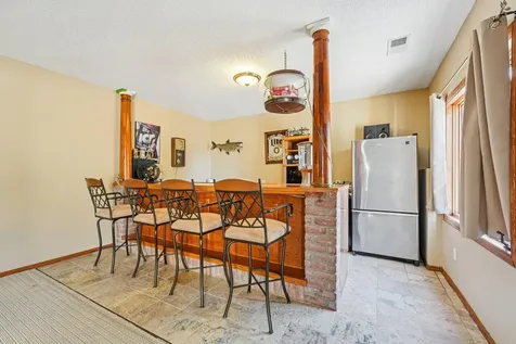 18685 Highview Avenue Lakeville MN 55044