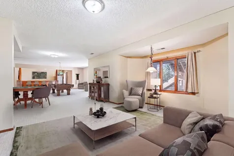 18685 Highview Avenue Lakeville MN 55044